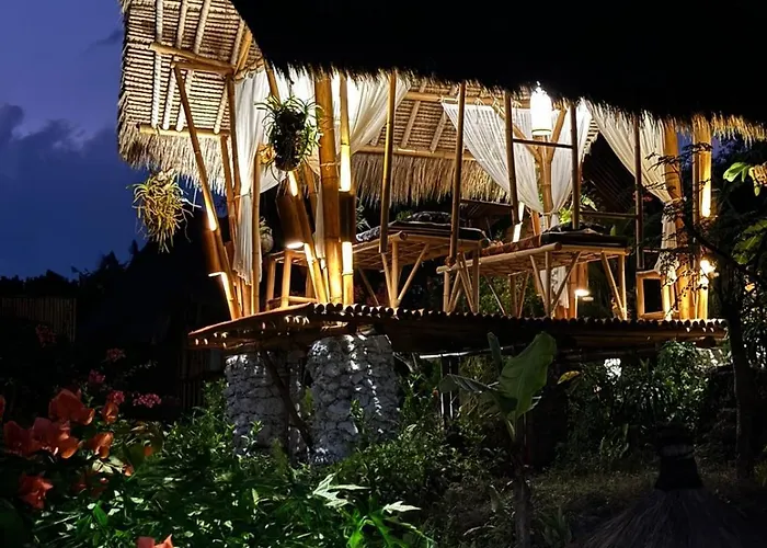 ホリデーパーク Penida Bambu 4*