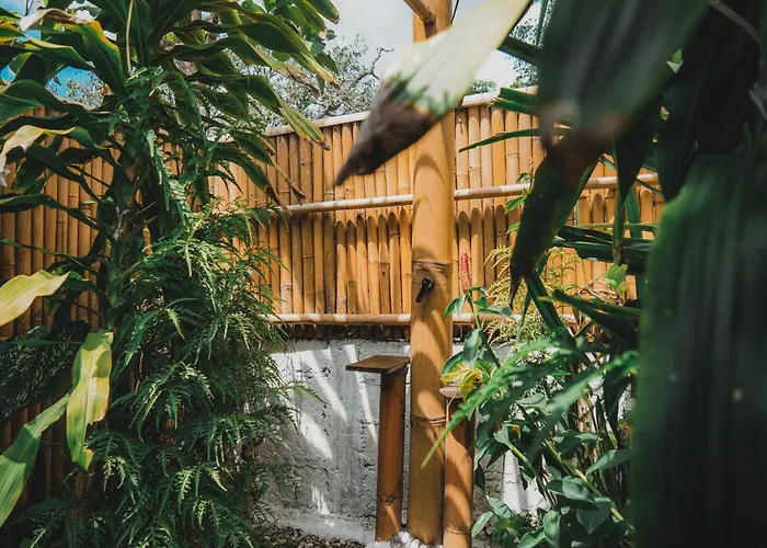 Penida Bambu ホリデーパーク 4*